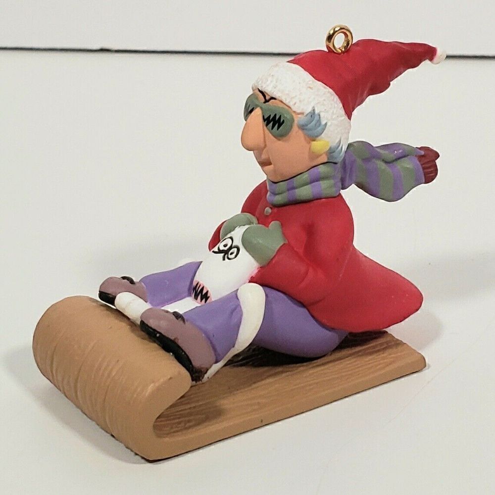 VTG 1998 Hallmark Keepsake Christmas Ornament "Maxine" Sledding w/Dog Floyd‎